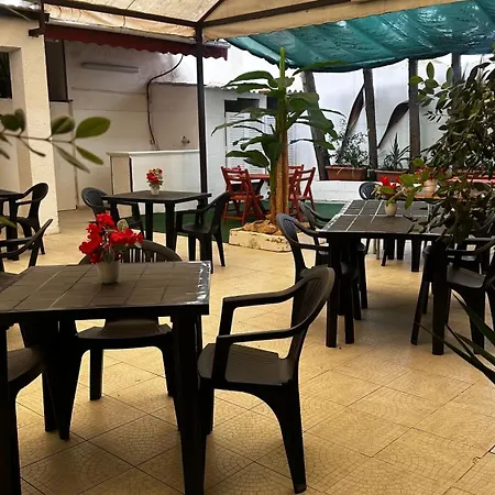 Mary 住宿加早餐酒店 切萨雷奥港