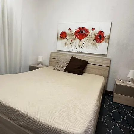 Mary 切萨雷奥港